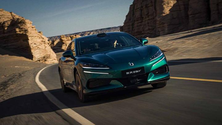 DENZA 腾势 Z9GT · 公路广告 — 画面 09