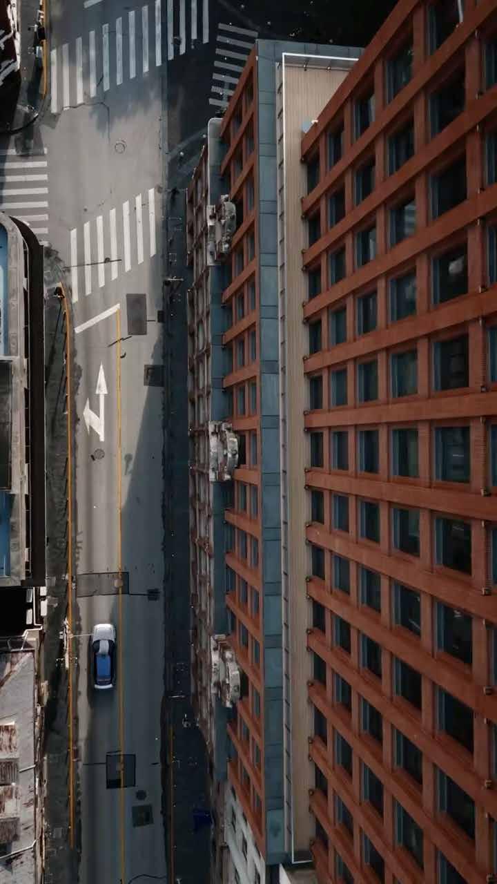 AUDI 奥迪 · 空间 — 航拍画面